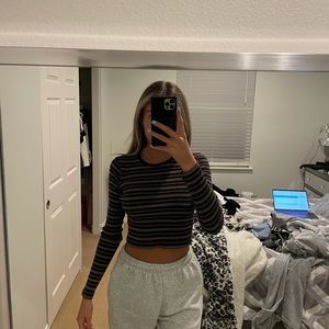 Brandy Melville Corp top